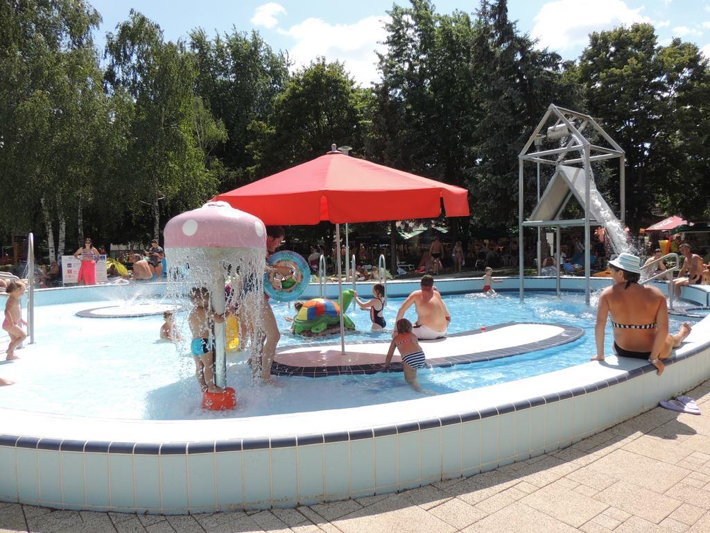 Fortuna Apartmanhazak Богач Экстерьер фото