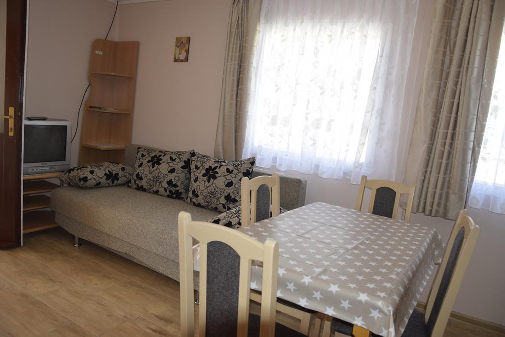Fortuna Apartmanhazak Богач Экстерьер фото