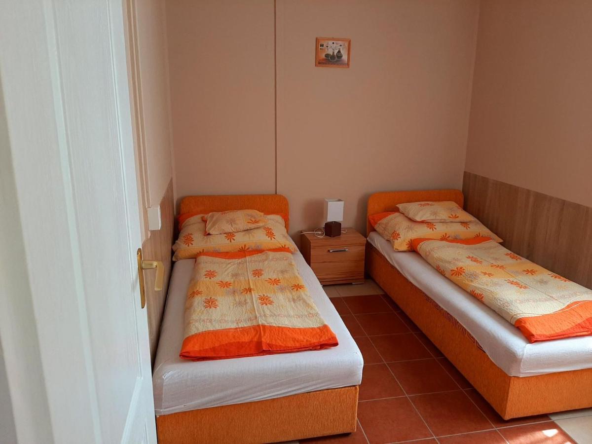 Fortuna Apartmanhazak Богач Экстерьер фото