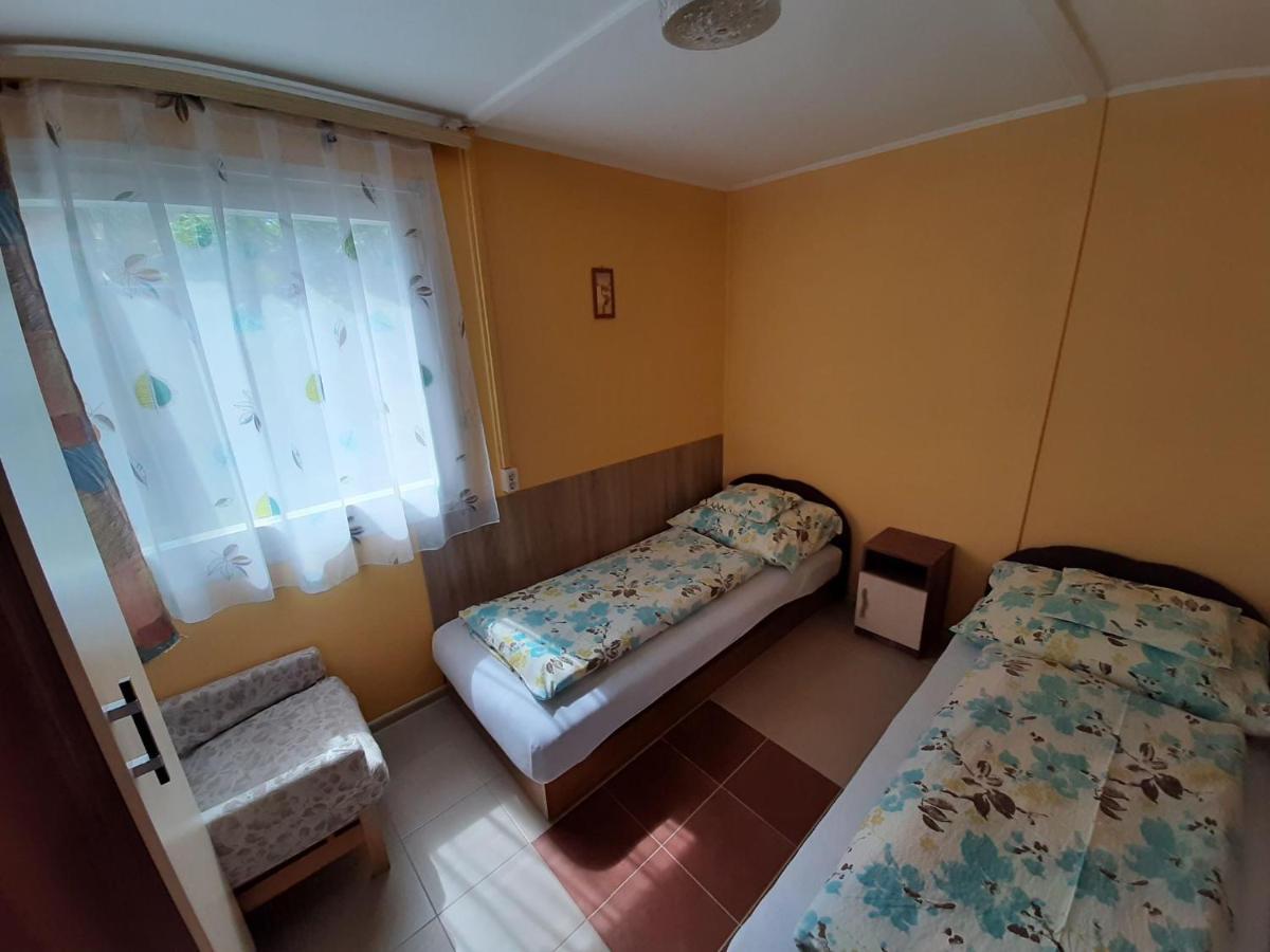Fortuna Apartmanhazak Богач Экстерьер фото
