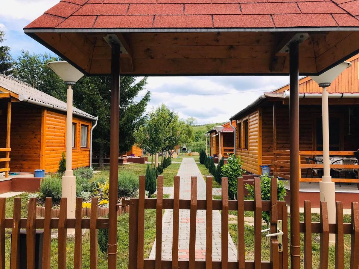 Fortuna Apartmanhazak Богач Экстерьер фото