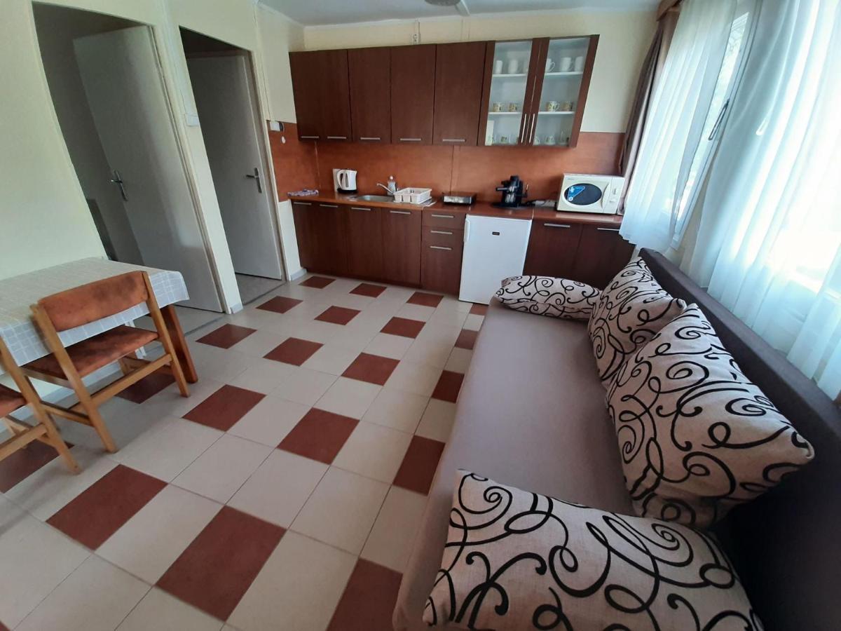 Fortuna Apartmanhazak Богач Экстерьер фото